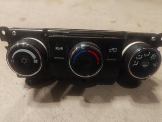2009-2012 GMC acadia HVAC module