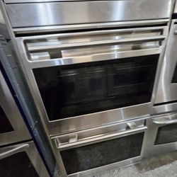 30" WOLF DOUBLE OVEN STAINLESS STEEL 