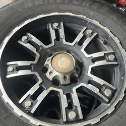 4 2013 Chevy Silverado wheele