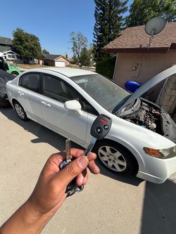 Llaves de autos / car keys and remotes