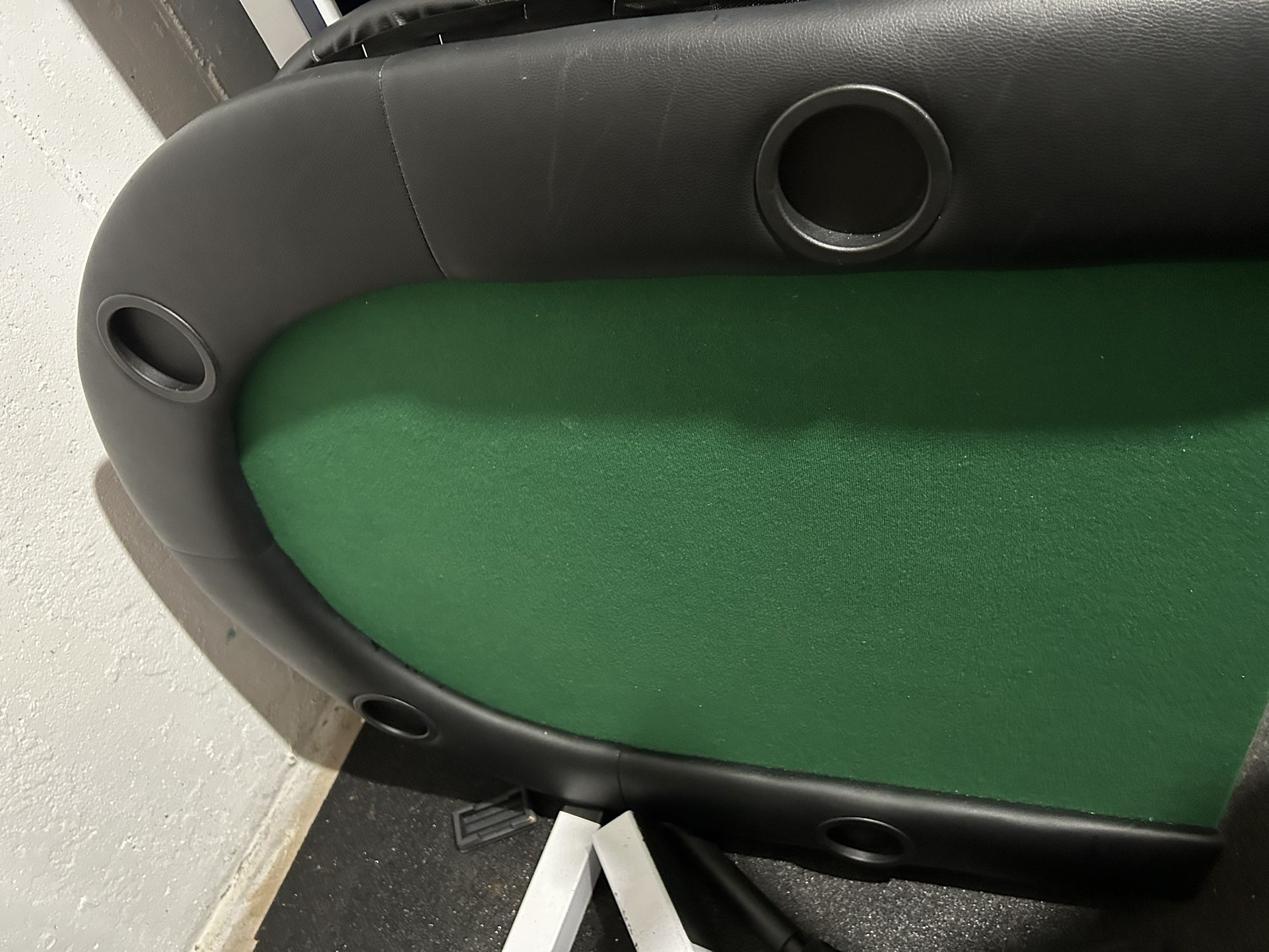 Foldable Poker Table