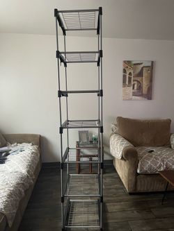 Puyallup, Metal rack