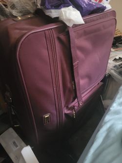 Large American Tourister Luggage Bag/Suitcase