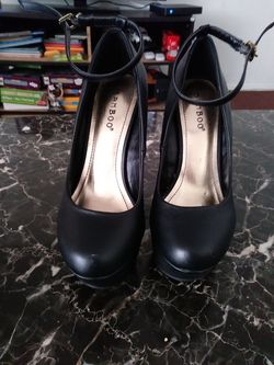 Zapatillas negras