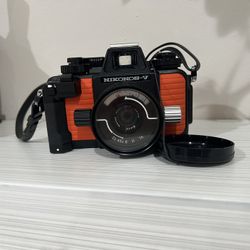 NICONOS-V     35mm Submarine Camera