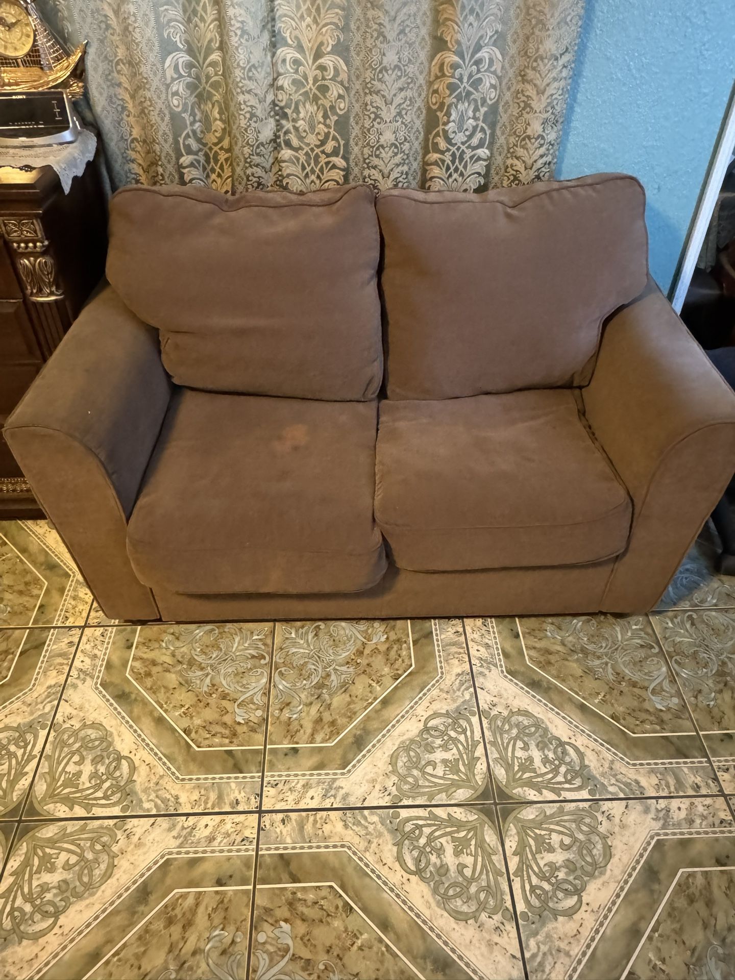 $25 small couch