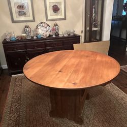 Antique Round Table