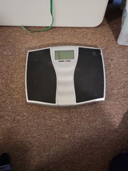 Electronic bath scale