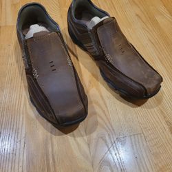 Skechers Men's DIAMETER-Zinroy Slip-on Loafer 9 M NEW Leather MEMORY FOAM Brown