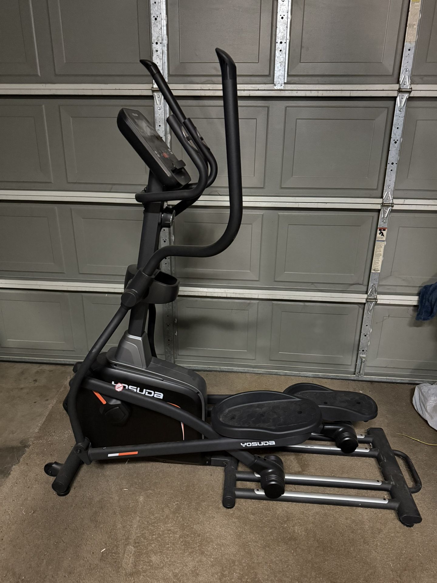 Like New Gym Quality Elliptical -OBO