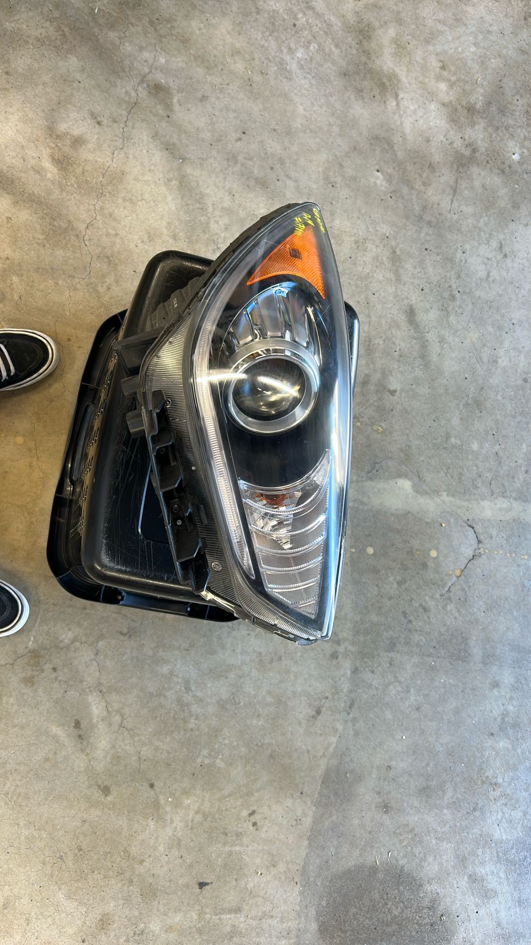 2017-2019 Kia Niro Headlight Assembly