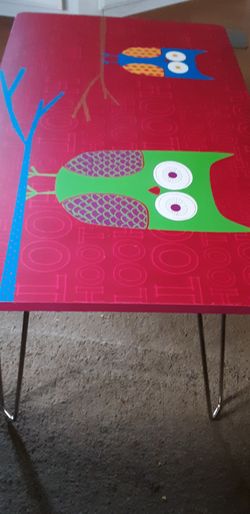 Little table 24 x 15 x 15