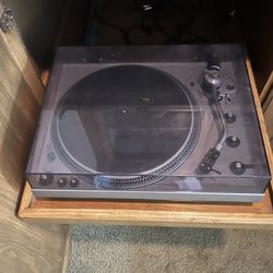 Technics Sl1300 Vintage Turntable 