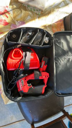 Milwaukee M12 installation drill driver