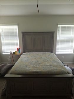 Queen bed and dresser