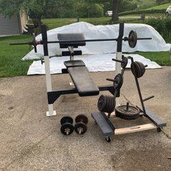 WEIDER Weight Bench With 180lbs Of Weight Plates