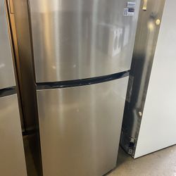 Frigidaire  FFHT1425VV 28 Inch Top Freezer Refrigerator