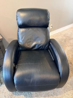 Leather recliner chair (motorized)