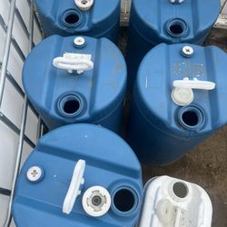 15 gallon Plastic Drums with handles $25 each