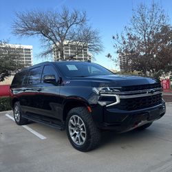 2022 Chevy Suburban Z71