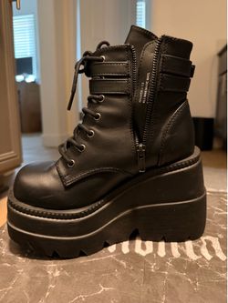 Shaker-52 Demonia Boots