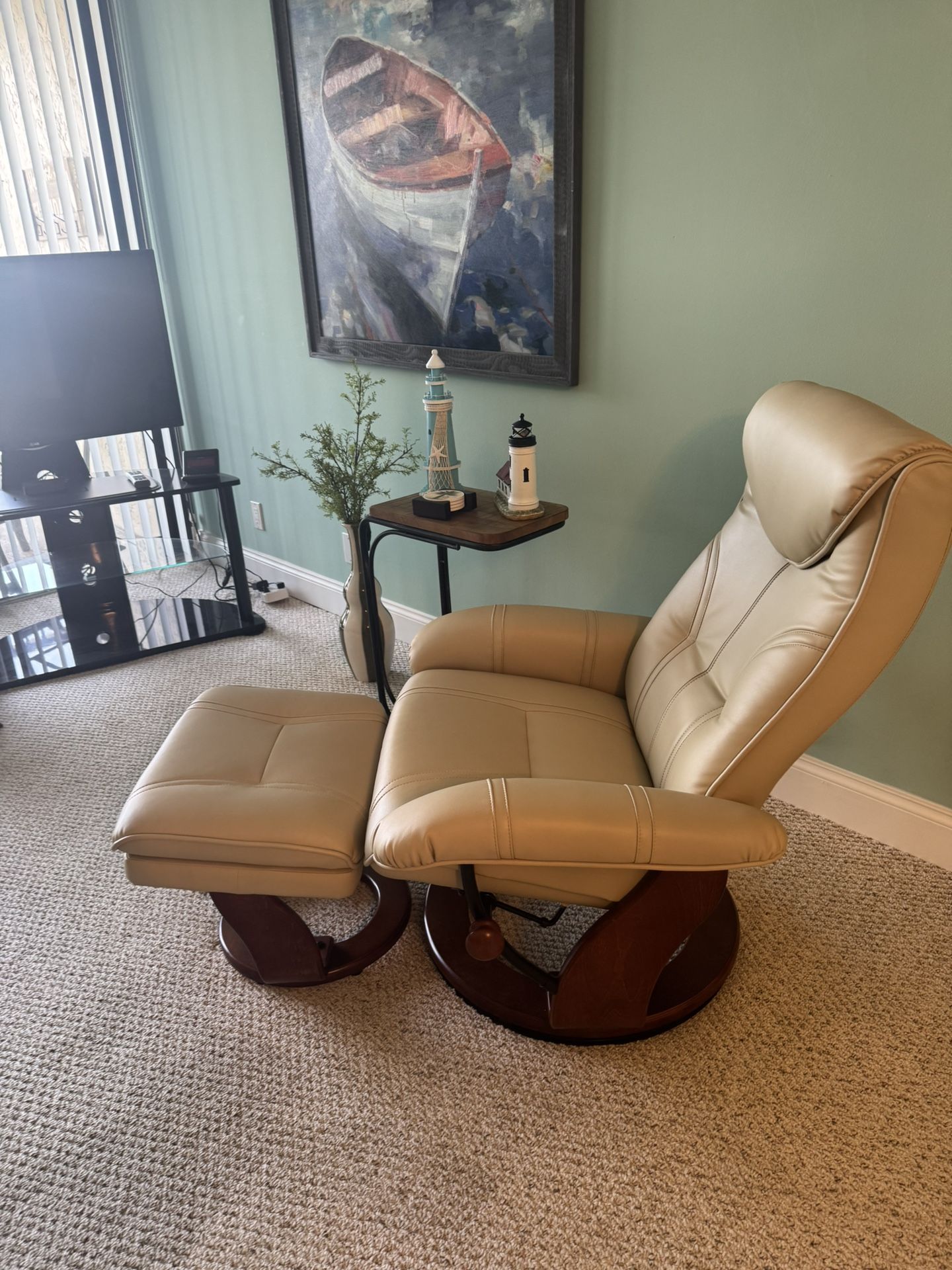 Recliner Chair W/ Ottoman