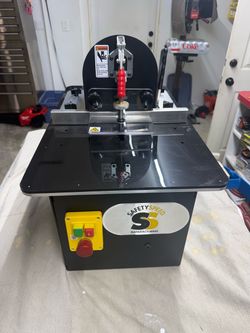 Safety speed pocket hole machine