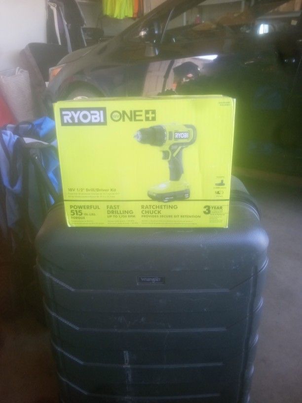 RYOBI 18V 1/2 DRILL/DRIVE KIT