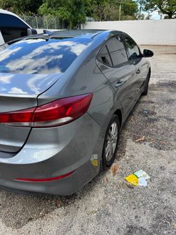 2018 Hyundai Elantra