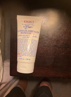 Kiehl’s Ultimate Hand Salve 5oz