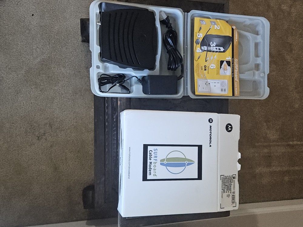 MOTOROLA SURFBOARD CABLE MODEM Model: SB5120