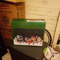 Holiday Expressions Dickens Lighted House Set, Collectible Set