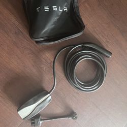 Tesla Charger Gen 2 S3XY Mobile Connector 1101789-00-M W/ 5-15
