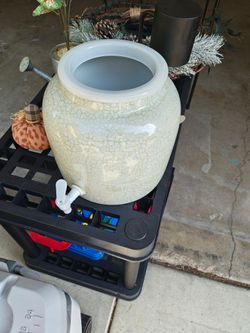 Water dispenser for 5 gallon jug