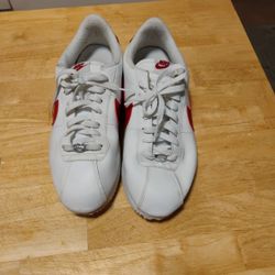 Nike Cortez Sneakers