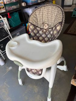 Graco Baby High Chair – Excellent Condition – Cute Monkey Print