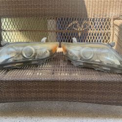 Front Headlights Toyota Camry 2011