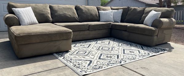 🚚 FREE DELIVERY • U-Shape Sectional w/ Chaise
