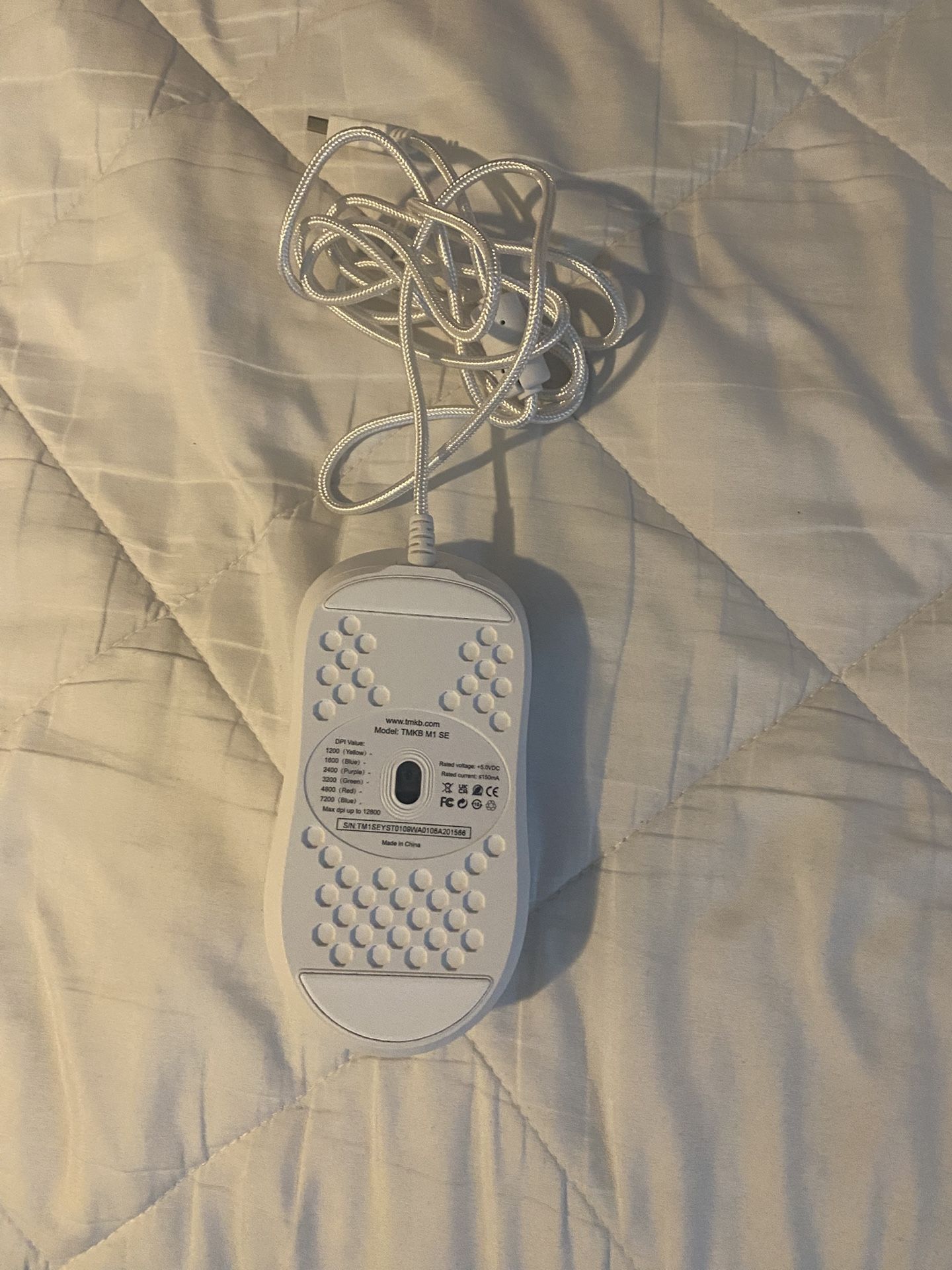 White rbg Wired-Mouse