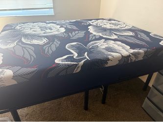 $1,750 Queen Bed Setup – Never Slept On