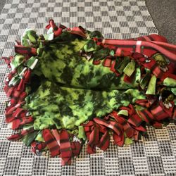 Grinch Tye Blanket
