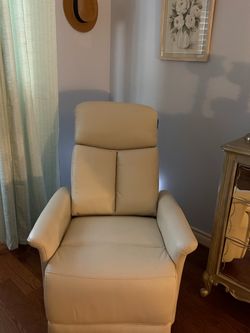 Cream Leather Recliner Chair