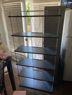 Adjustable 5 Compartment Shelve