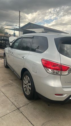 2014 Nissan Pathfinder