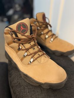 Jordan Winterized 6 Rings Rocky Tan, size 11.5