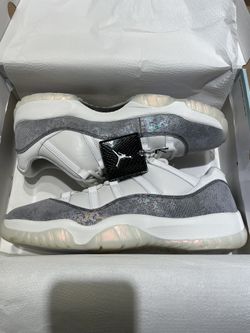 Air Jordan 11 Retro Low Year Of The Snake Summit White And Football Gray-Size 16