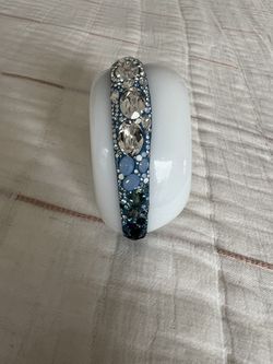 NEW SWAROVSKI BANGLE 