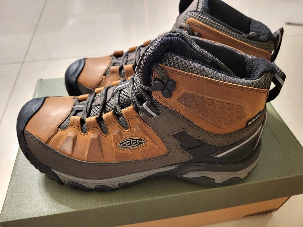 Keen Hiking Boots For Men 