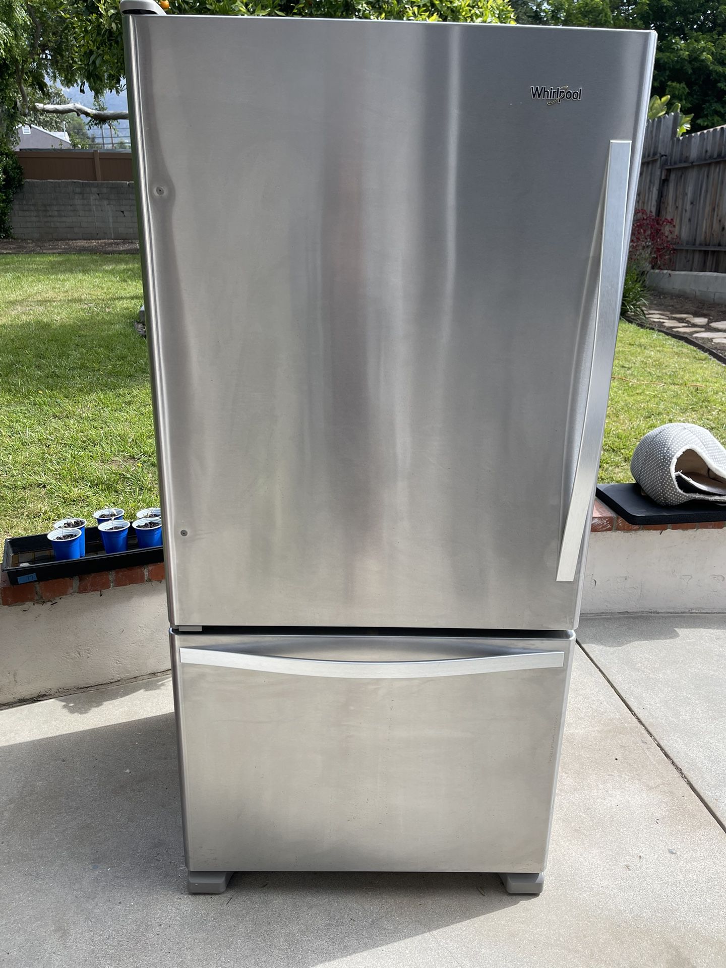 Whirlpool -21.9 Cu Ft Bottom-freezer Refrigerator- Stainless Steel 