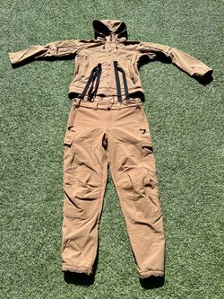 Beyond Clothing, size Large,  Coyote Brown jacket and pants set